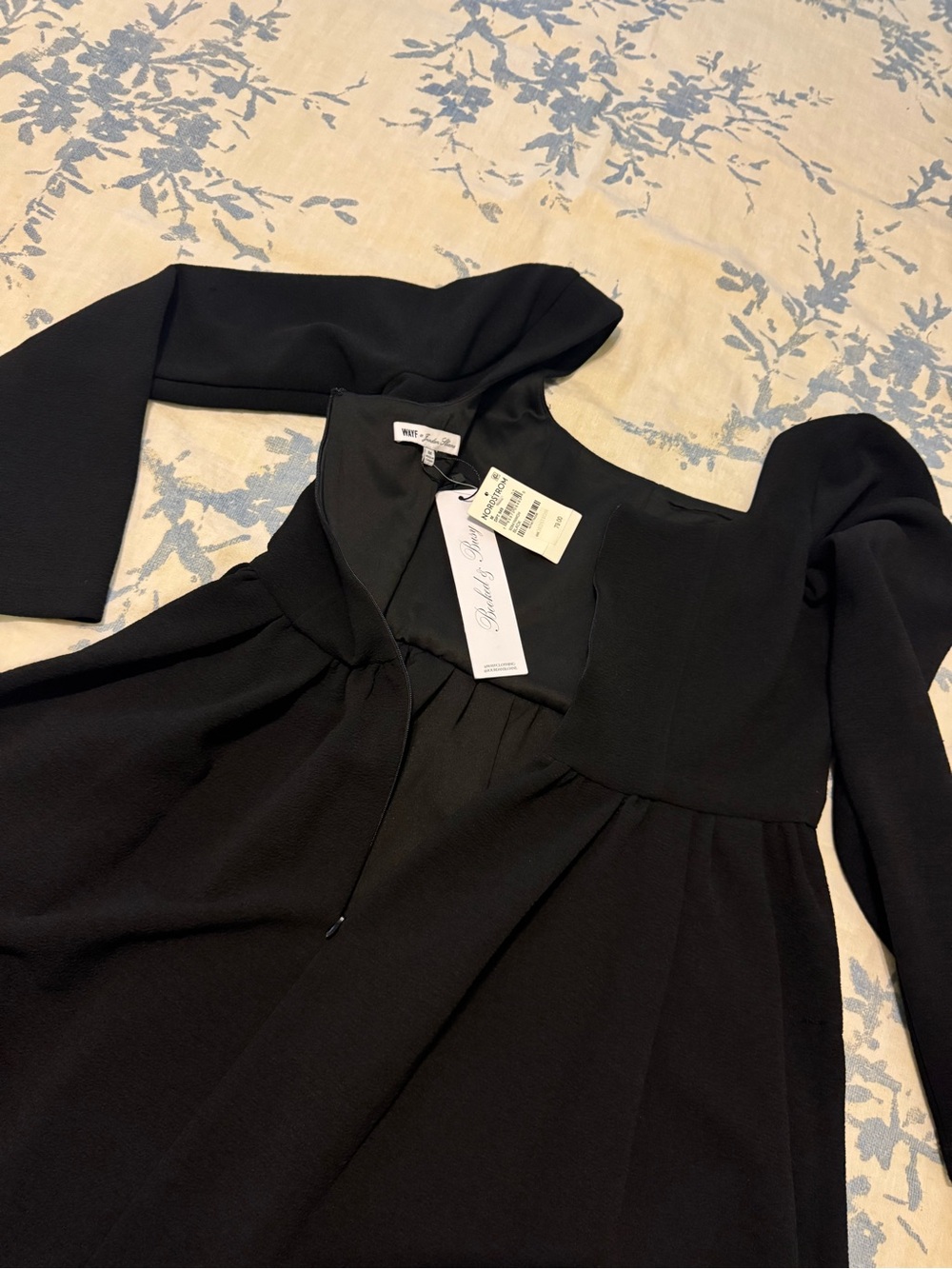 Wayf Black Long-Sleeve Puff-Shoulder Midi Dress